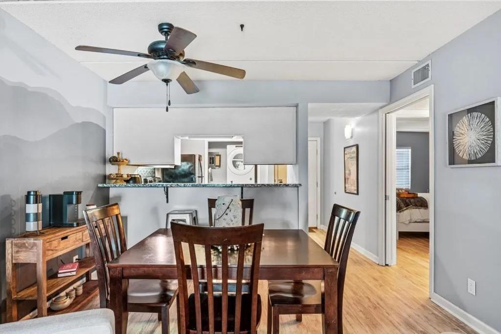Views & Fireplace - Minutes To Gburg And Ober - Condo ガトリンバーグ エクステリア 写真